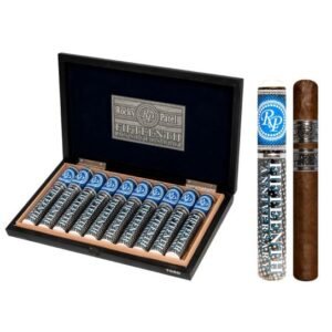 ROCKY PATEL Fifteenth Aniversary Toro Deluxe Caja de 10 und